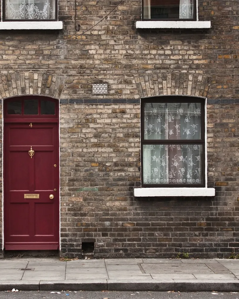 Les meilleures options de fenêtres et portes à Créteil : portail, porte de garage et portillon pour tous les lieux